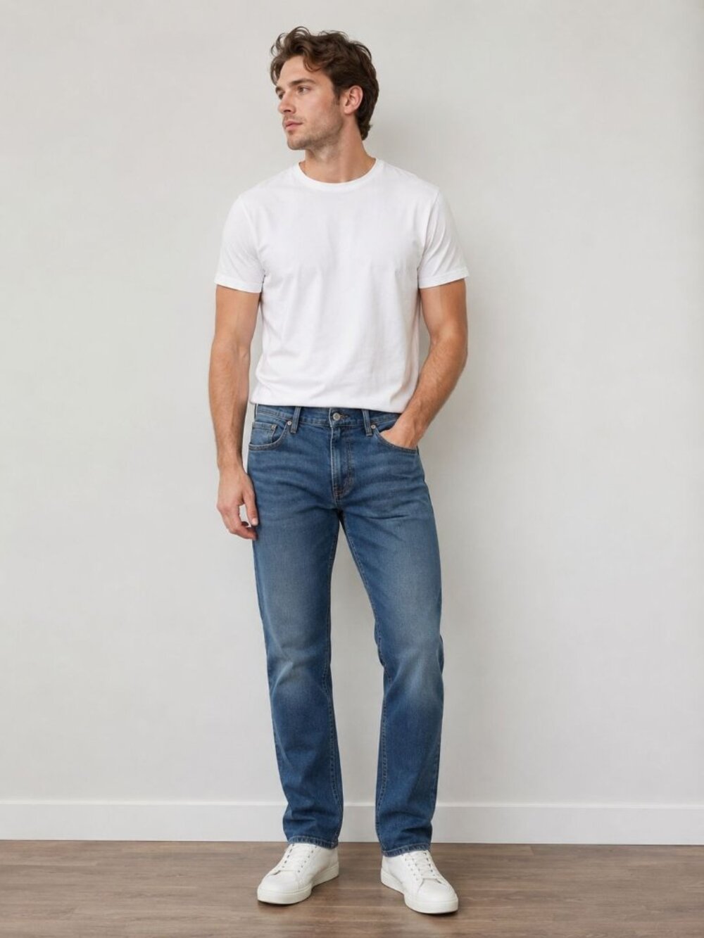 Lucky Brand straight-leg jeans with a medium wash 363 Striaght Leg Size 32 x 30